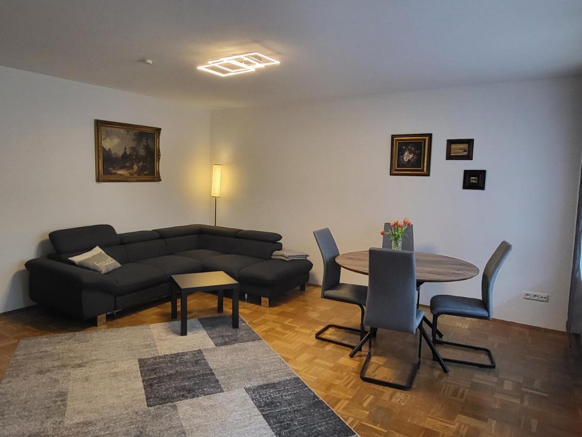 Andys Apartment *